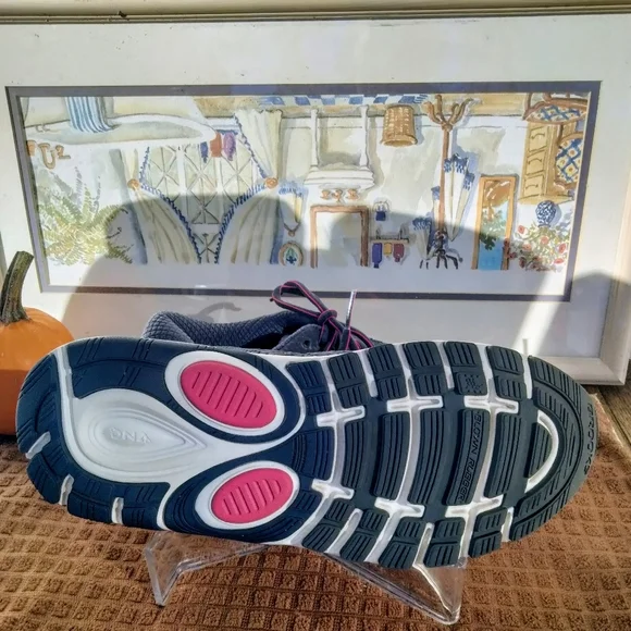 SOLD - Picture 6 of 8